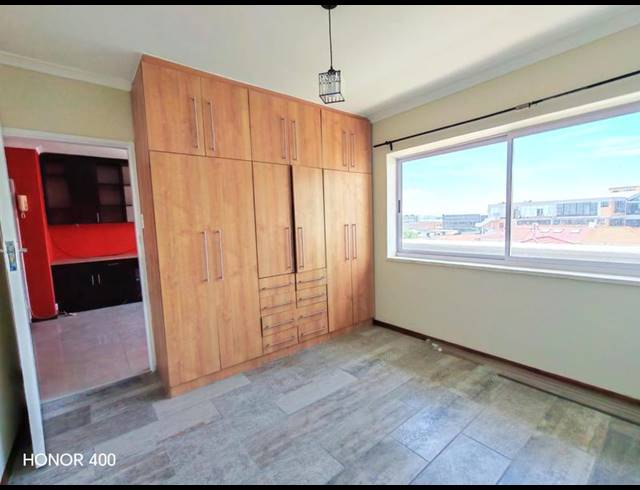 2 BEDROOM PROPERTY TO RENT IN WOODSTOCK UPPER